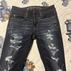 American eagle. Never worn. Skinny ripped jeans. New.